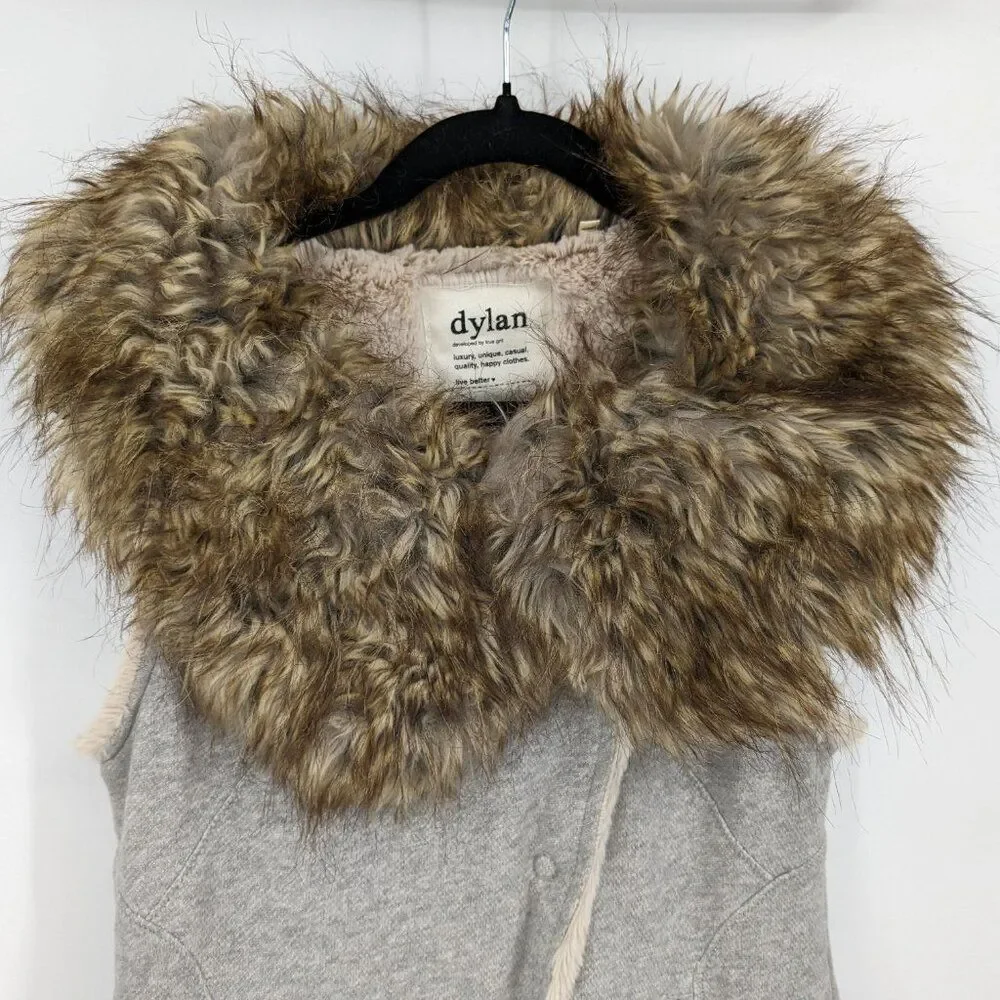 Dylan by True Grit Vest Faux Fur Collar Gray Button Front Winter Cozy XS